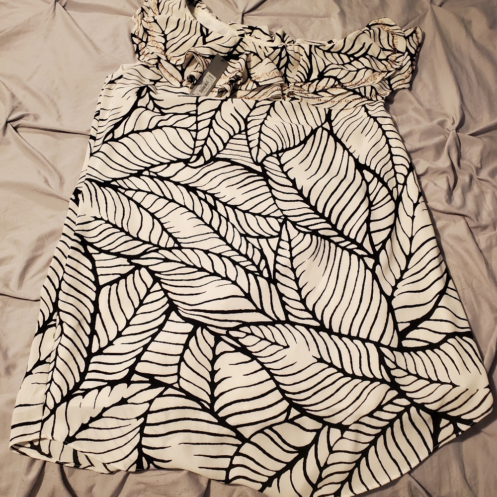 Apt 9 Womens Size Large white and black floral dress. NWT. One shoulder strap